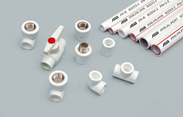 polypropylenové potrubní tvarovky