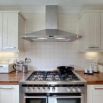 Gas pipe in the kitchen is normal